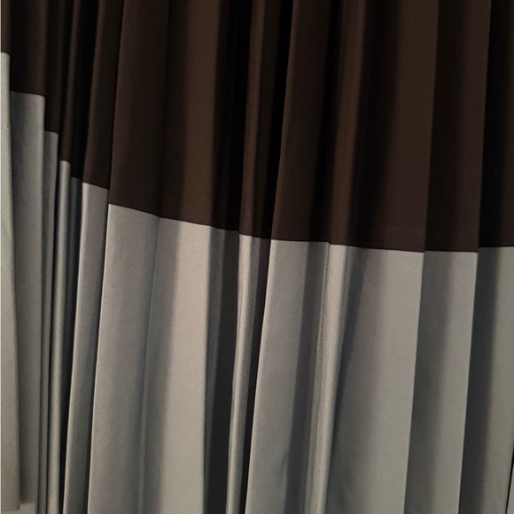 Athleta Black and Blue Midi swing Skirt - Picture 2 of 6